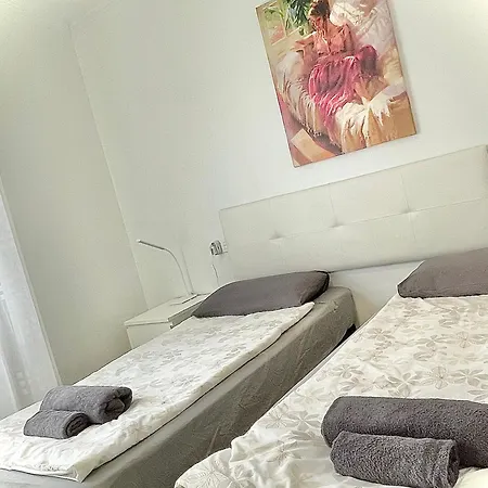 Apartment Csaladbarat Medences Sziveben Torrevieja
